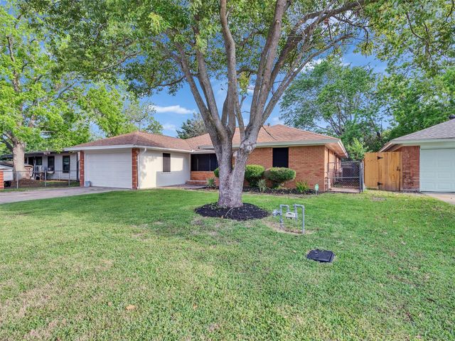 6026 Diamond Court, Texas City, TX 77591