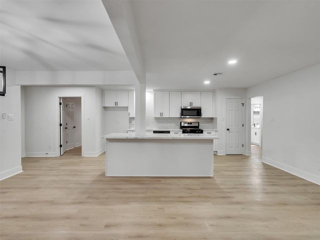 6026 Diamond Court, Texas City, TX 77591