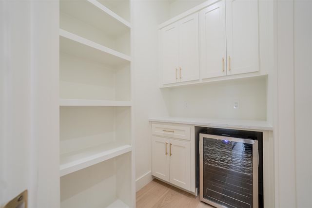 205 Thorn Briar Trail, Longview, TX 75602