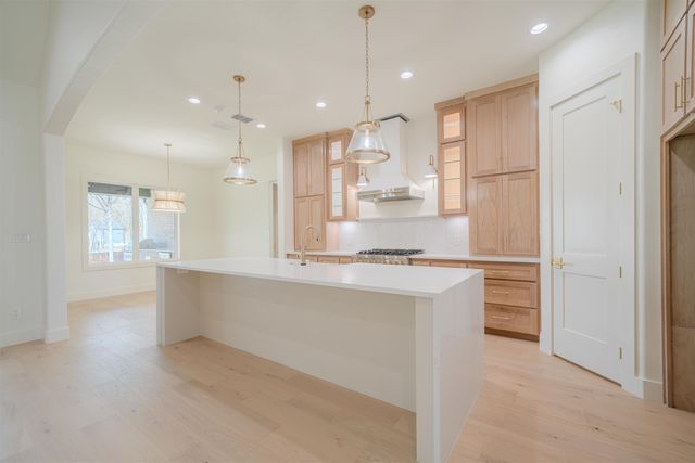 205 Thorn Briar Trail, Longview, TX 75602