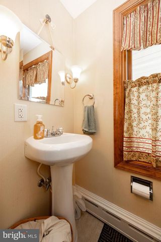 3284 FRIEDENSBURG, Oley, PA 19547