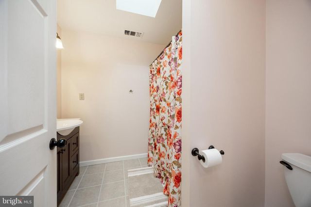 3284 FRIEDENSBURG, Oley, PA 19547