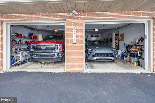 3284 FRIEDENSBURG, Oley, PA 19547