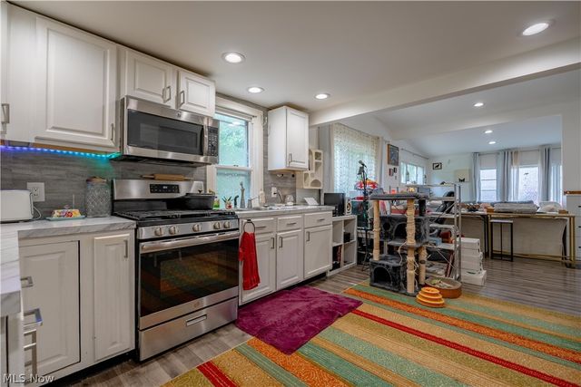 8177 S Cleveland Massillon Road 55, Clinton, OH 44216