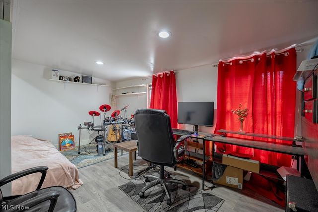 8177 S Cleveland Massillon Road 55, Clinton, OH 44216