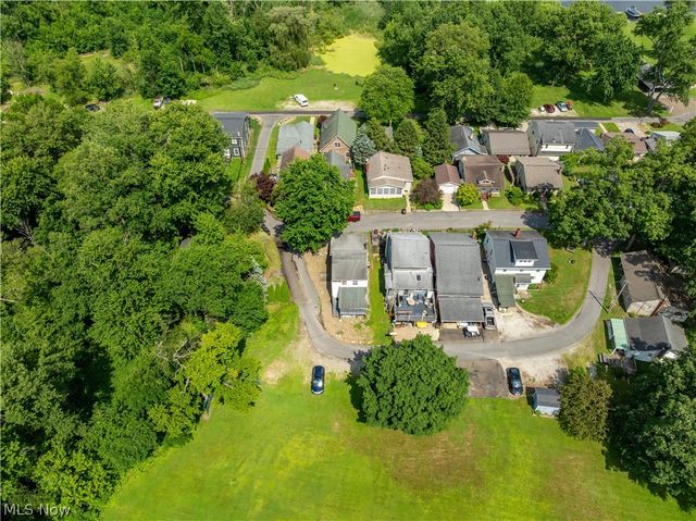 8177 S Cleveland Massillon Road 55, Clinton, OH 44216