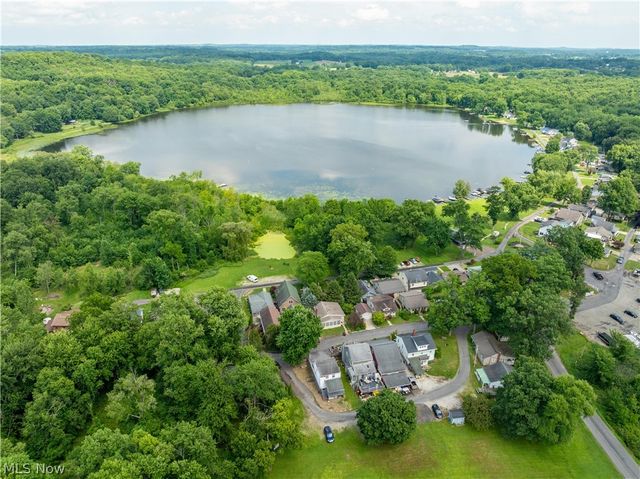 8177 S Cleveland Massillon Road 55, Clinton, OH 44216