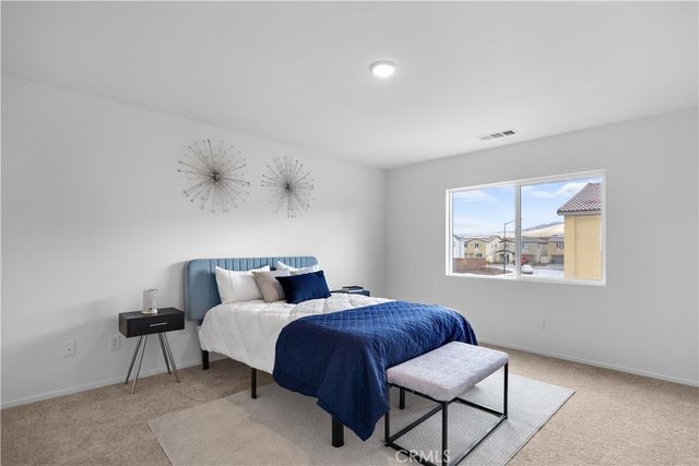 2168 REDWOOD Lane, Banning, CA 92220