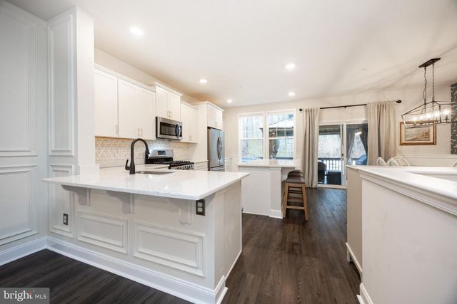 308 DAWSON PL, Downingtown, PA 19335