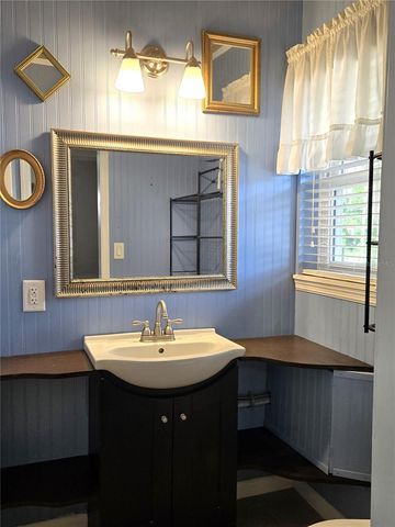 506 E GOTTSCHE AVENUE, Eustis, FL 32726