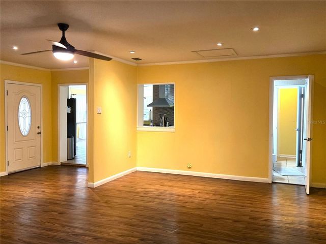 506 E GOTTSCHE AVENUE, Eustis, FL 32726