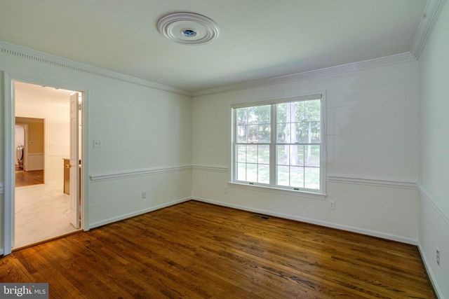 9326 EDGEWOOD CT, Gaithersburg, MD 20877