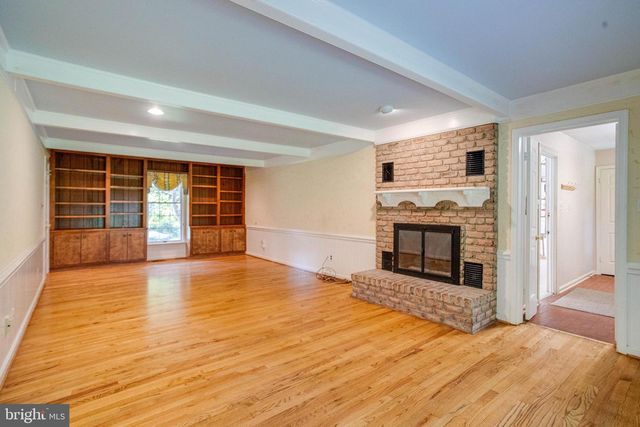 9326 EDGEWOOD CT, Gaithersburg, MD 20877