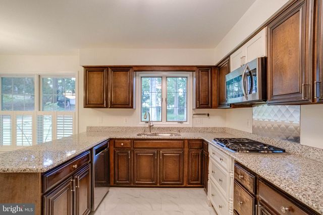 9326 EDGEWOOD CT, Gaithersburg, MD 20877