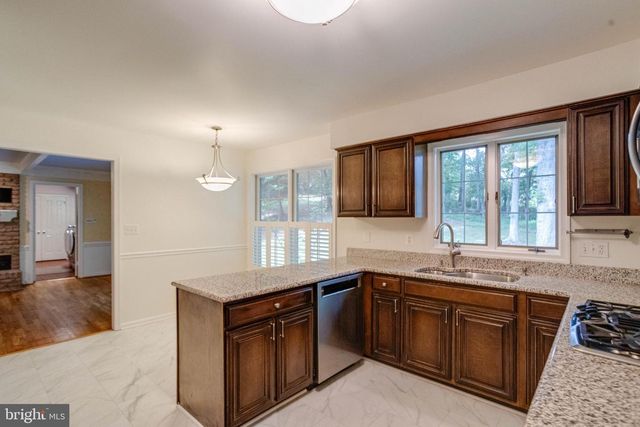 9326 EDGEWOOD CT, Gaithersburg, MD 20877