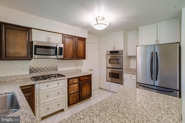 9326 EDGEWOOD CT, Gaithersburg, MD 20877