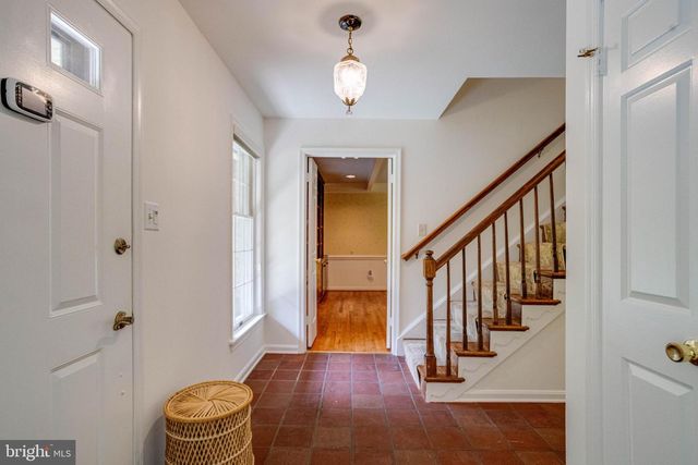9326 EDGEWOOD CT, Gaithersburg, MD 20877