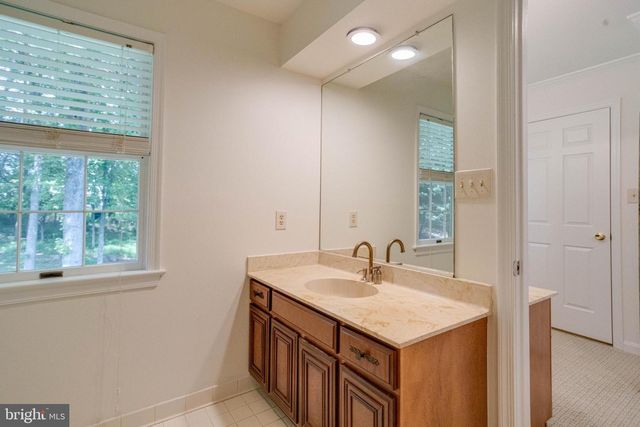 9326 EDGEWOOD CT, Gaithersburg, MD 20877