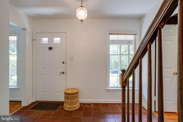9326 EDGEWOOD CT, Gaithersburg, MD 20877