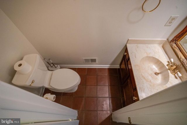 9326 EDGEWOOD CT, Gaithersburg, MD 20877