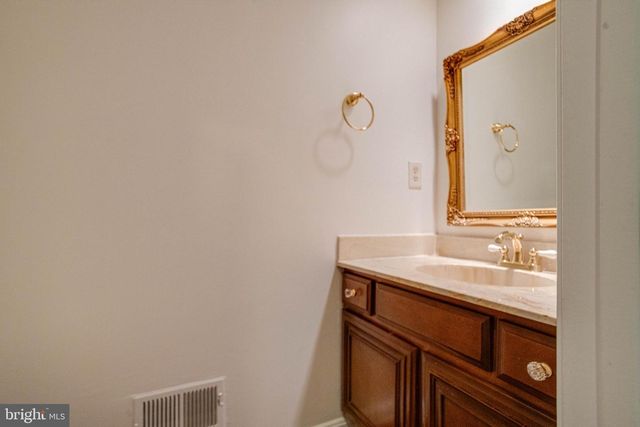 9326 EDGEWOOD CT, Gaithersburg, MD 20877