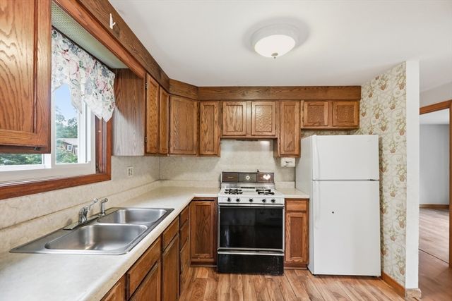 2 Westwood Street, Burlington, MA 01803