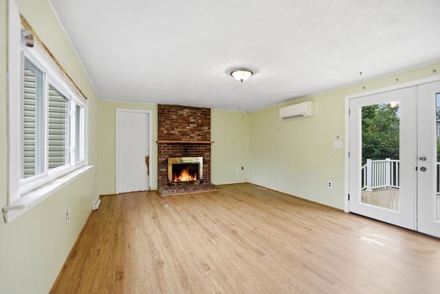 2 Westwood Street, Burlington, MA 01803