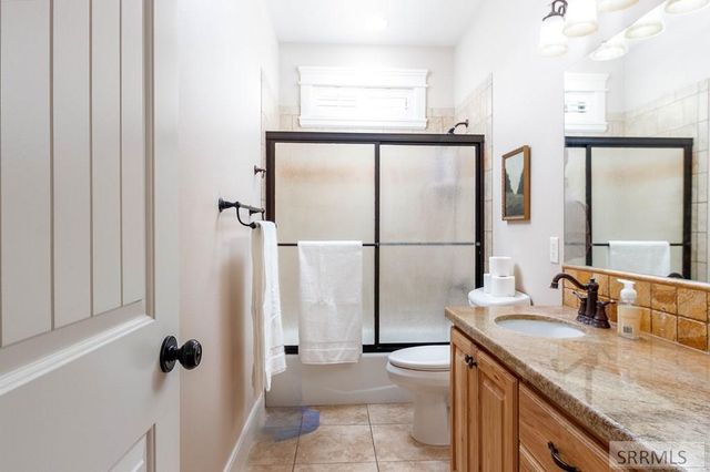8021 Wild Horse Lane, Idaho Falls, ID 83406