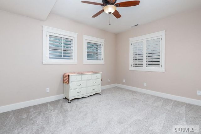 8021 Wild Horse Lane, Idaho Falls, ID 83406