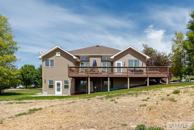 8021 Wild Horse Lane, Idaho Falls, ID 83406
