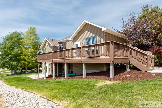 8021 Wild Horse Lane, Idaho Falls, ID 83406
