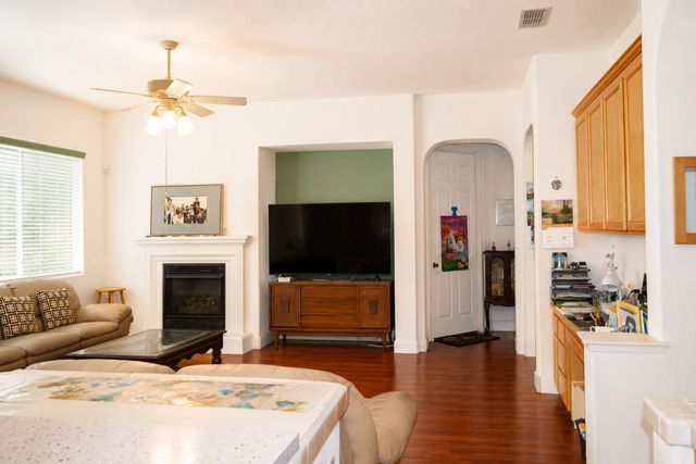 9932 Diamonte Way, Sacramento, CA 95829