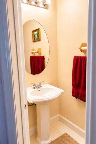 9932 Diamonte Way, Sacramento, CA 95829