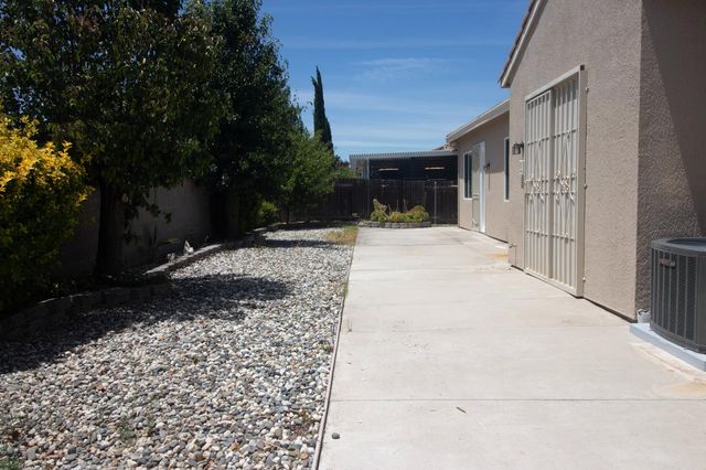 9932 Diamonte Way, Sacramento, CA 95829