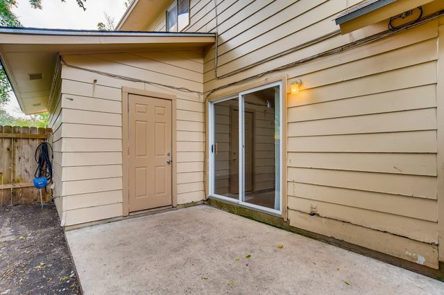 818 Sahara Ave A, Austin, TX 78745