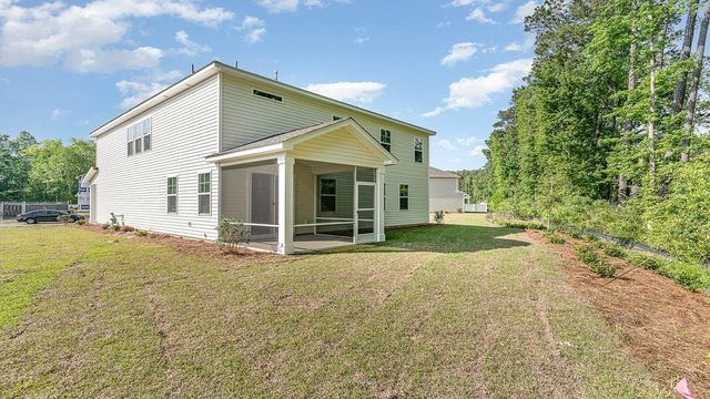 7036 Cinnamon Dr, Conway, SC 29526