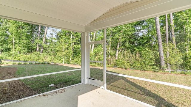 7036 Cinnamon Dr, Conway, SC 29526