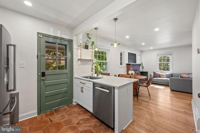 403 WILLIAMSBURG DR N, Silver Spring, MD 20901