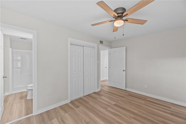 1222 Salem Dr, Corpus Christi, TX 78412