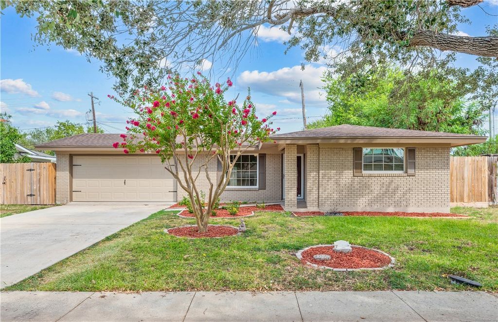 1222 Salem Dr, Corpus Christi, TX 78412