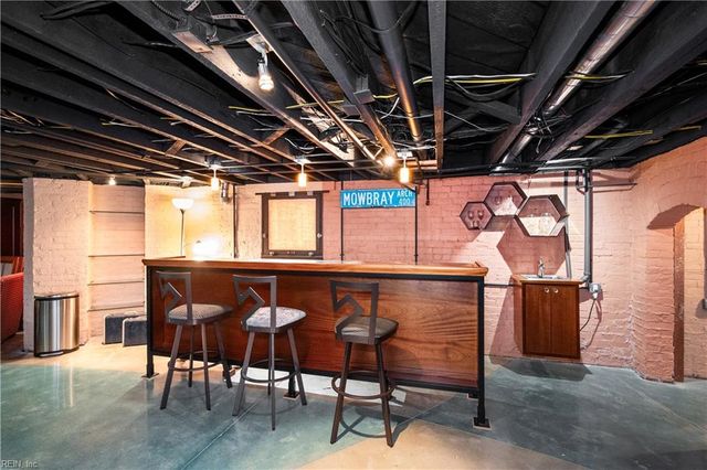 406 Mowbray ARCH, Norfolk, VA 23507