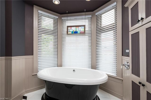 406 Mowbray ARCH, Norfolk, VA 23507