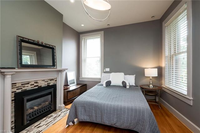 406 Mowbray ARCH, Norfolk, VA 23507