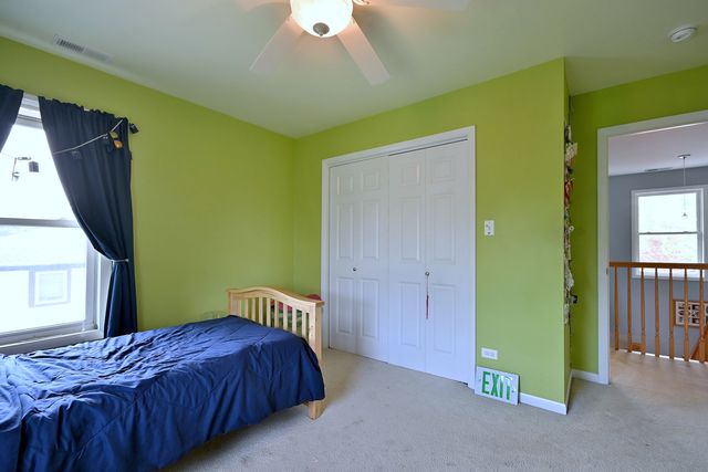 823 Milbeck Avenue, Elk Grove Village, IL 60007