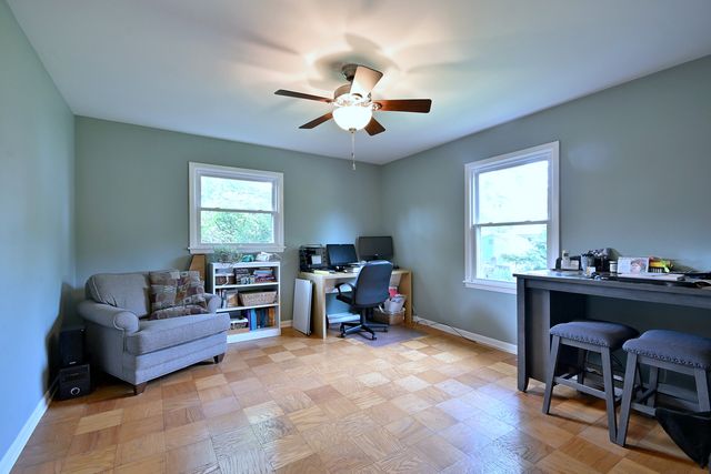 823 Milbeck Avenue, Elk Grove Village, IL 60007