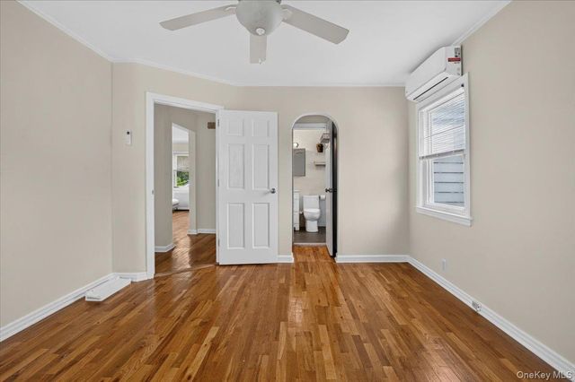14 Ivy Place, Valley Stream, NY 11581