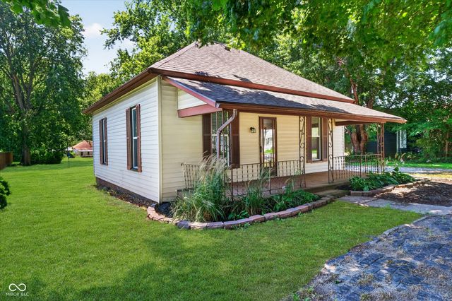 203 W Union Street, Waynetown, IN 47990