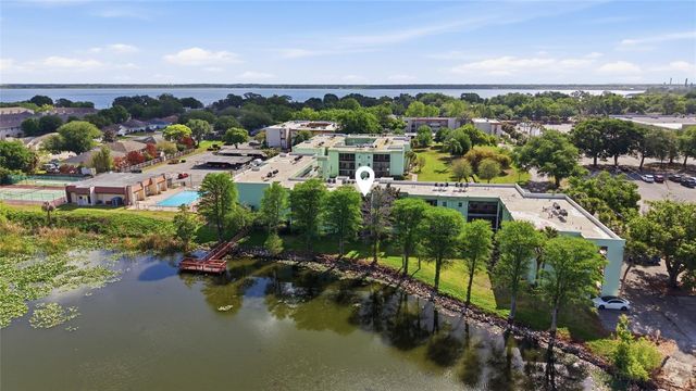 1130 N LAKE PARKER AVENUE A305, Lakeland, FL 33805