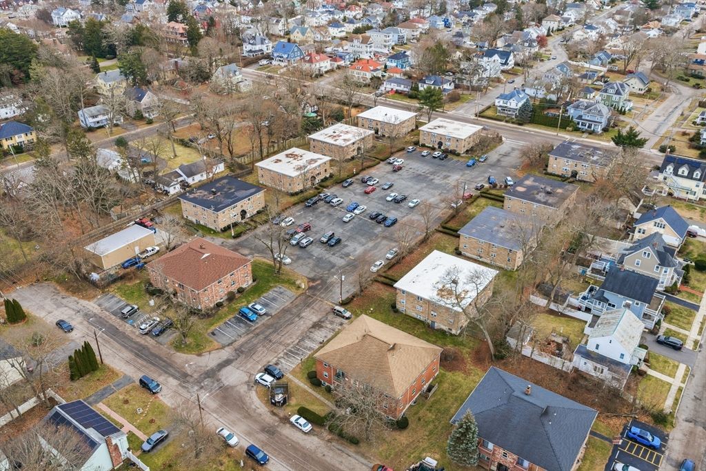 11 Auna Dr 6, Brockton, MA 02301