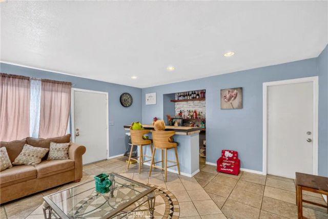 5945 Mckinley, San Bernardino, CA 92404